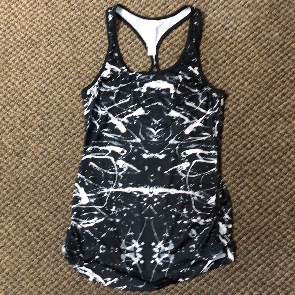 Icyzone racer back workout tank.